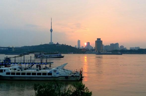 武漢：18處碼頭將打造成濱江畫(huà)廊景觀(guān)帶