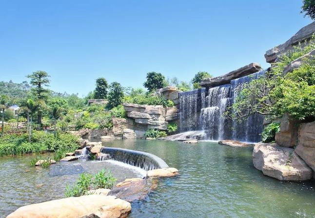 落水景觀(guān)，為園林注入靈動(dòng)之美