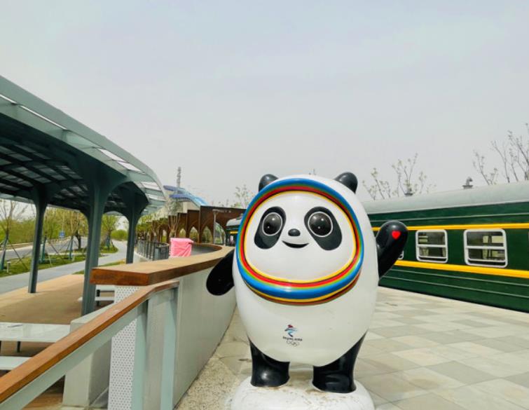 冬奧公園與首鋼園實(shí)現互聯(lián)互通，多個(gè)景觀(guān)節點(diǎn)五一迎客